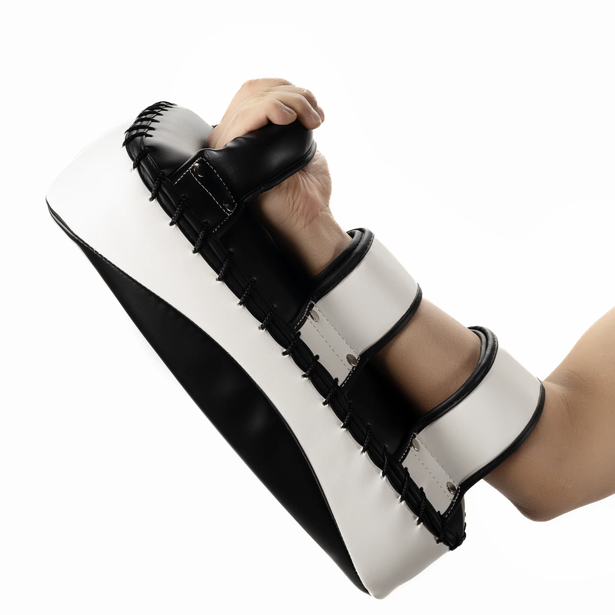 AmStaff Fitness Muay Thai Pads - Pair - Image 4