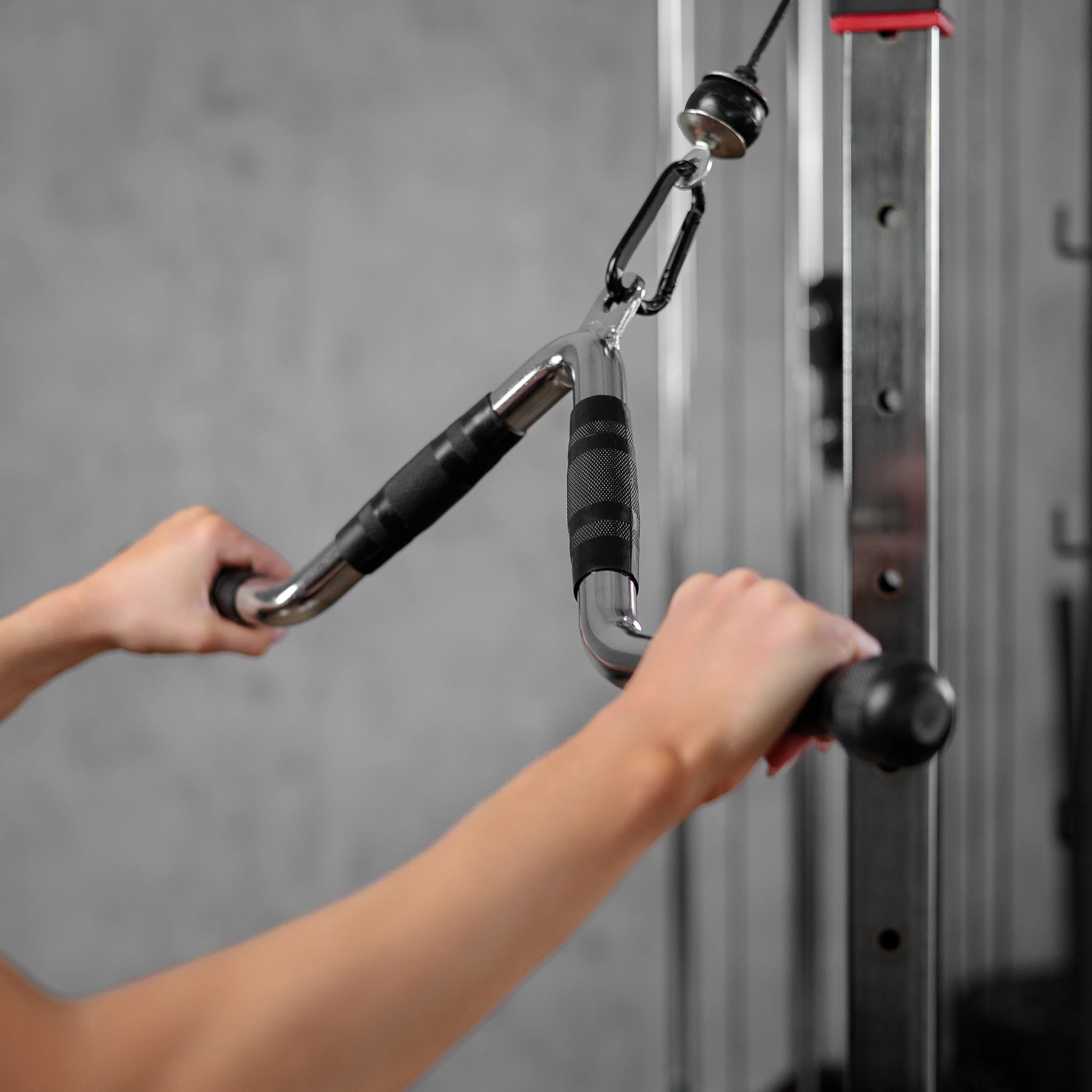 Multi-Purpose V Style Bar - Rubber Grip - Image 5